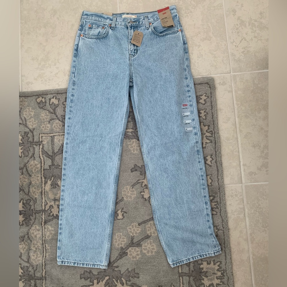 Levi’s Low Pro